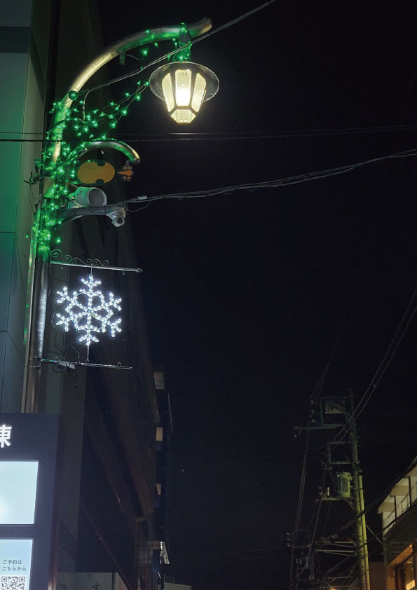 2025★商店街街路灯にイルミネーション点灯